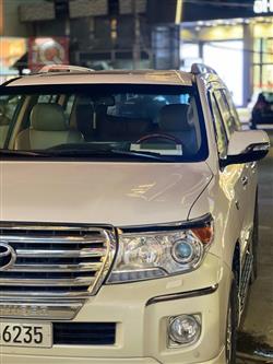 تويوتا لاندكروزر